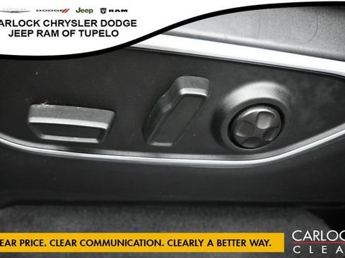 Used 2025 Jeep Wagoneer Series III w/ Premium Group I AWD/4WD image 11
