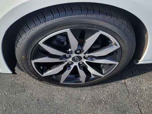 Used 2023 Chevrolet Malibu RS FWD image 6