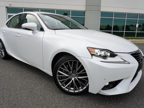 Used 2016 Lexus IS 200t w/ Navigation System Package RWD image 1