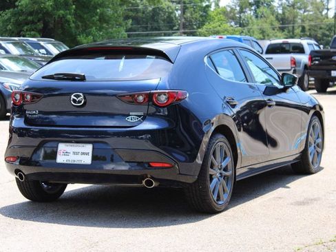 Used 2023 MAZDA MAZDA3 s FWD image 8
