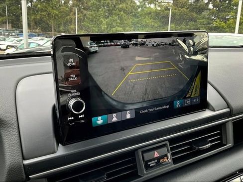 New 2025 Honda Pilot Touring image 23