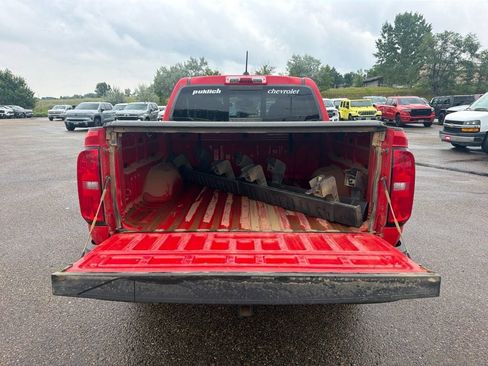 Used 2018 Chevrolet Colorado Z71 AWD/4WD image 28