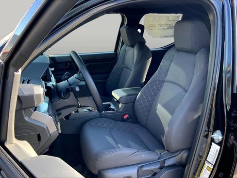 New 2026 Toyota Tacoma SR5 AWD/4WD image 9