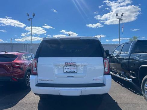 Used 2020 GMC Yukon XL SLT w/ Open Road Package AWD/4WD image 4