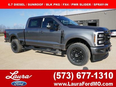 New 2026 Ford F250 Lariat w/ Black Appearance Package