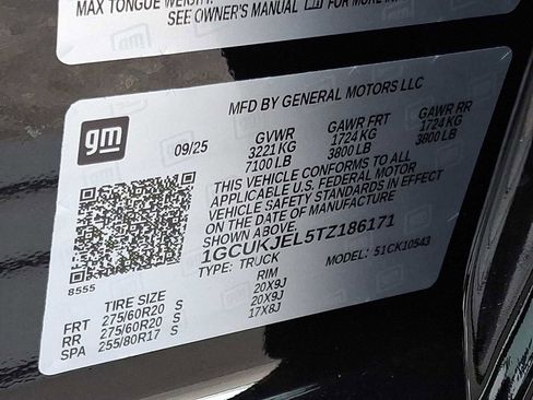 New 2026 Chevrolet Silverado 1500 High Country w/ Midnight Edition image 18