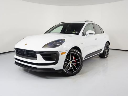 New 2026 Porsche Macan S image 1
