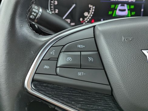 Certified 2024 Cadillac XT5 Premium Luxury FWD image 23