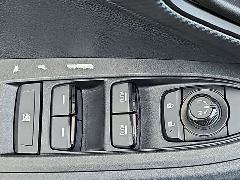 Certified 2025 Subaru Crosstrek 2.0i w/ Popular Package #1A image 32