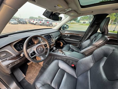 Used 2019 Volvo XC90 T6 Momentum w/ Advanced Package AWD/4WD image 23
