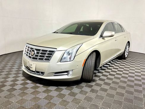 Used 2014 Cadillac XTS Premium FWD image 2
