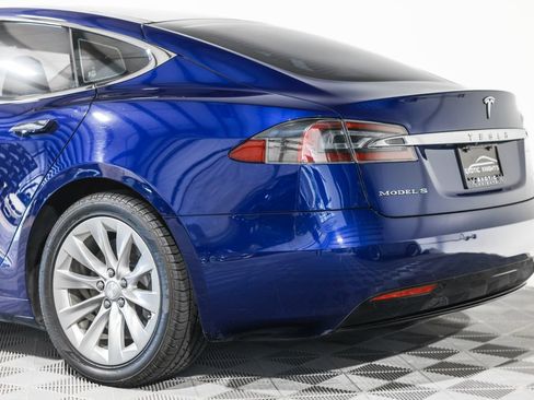 Used 2017 Tesla Model S 90D AWD/4WD image 17