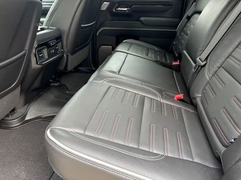 Used 2024 GMC Sierra 2500 AT4X AWD/4WD image 15