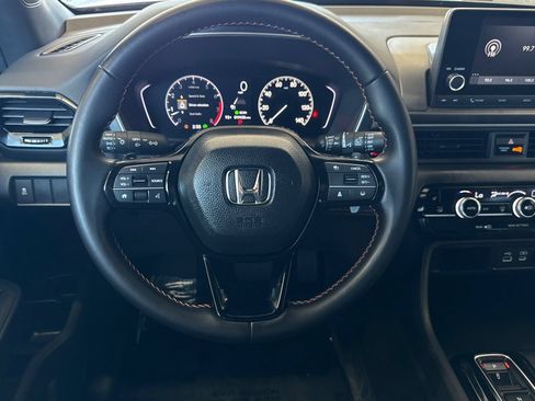 Certified 2025 Honda Pilot Sport image 14