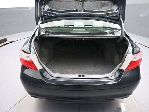 Used 2016 Toyota Camry SE image 21