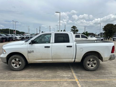 Used 2023 RAM 1500 Classic SLT w/ Electronics Group AWD/4WD image 4