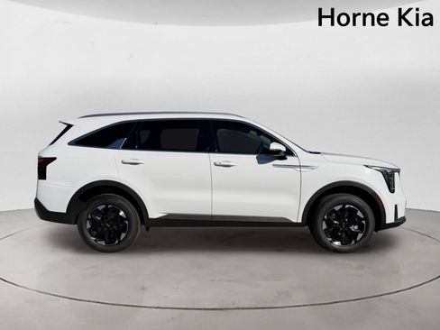 New 2026 Kia Sorento S AWD/4WD image 3