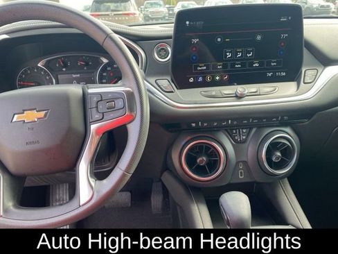 Used 2023 Chevrolet Blazer LT image 8