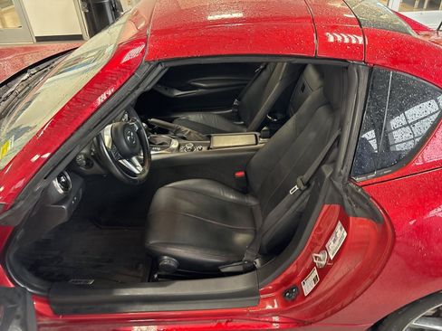 Used 2019 MAZDA MX-5 Miata RF Grand Touring image 38