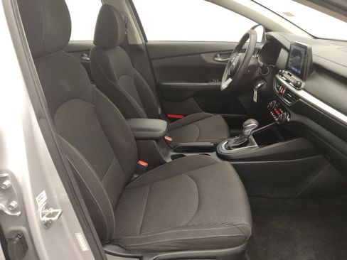 Used 2019 Kia Forte LXS FWD image 21