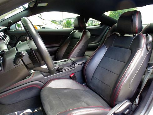 Used 2020 Ford Mustang GT Premium w/ Equipment Group 401A RWD image 24