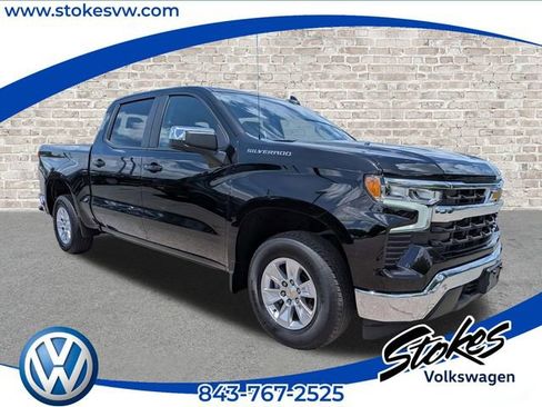 Used 2025 Chevrolet Silverado 1500 LT RWD image 1