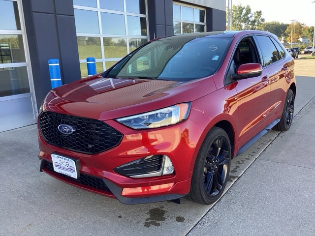 Used 2022 Ford Edge ST w/ Equipment Group 401A AWD/4WD image 2