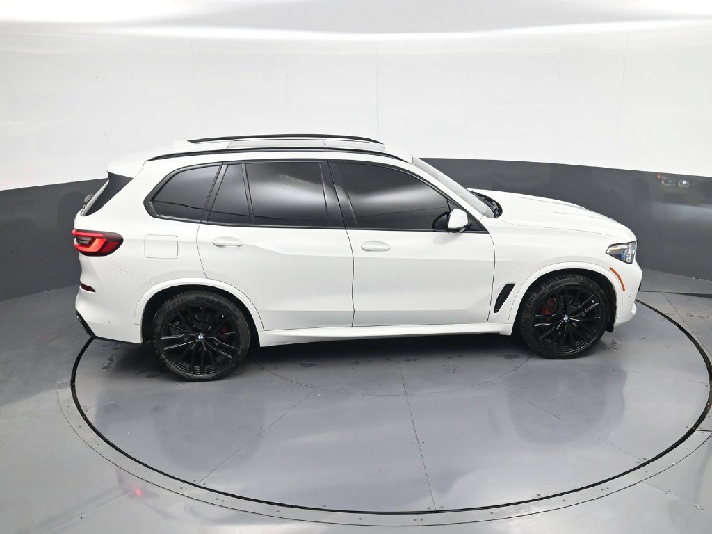 Used 2022 BMW X5 sDrive40i w/ M Sport Package RWD image 32