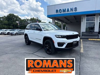 Used 2023 Jeep Grand Cherokee Limited w/ Black Appearance Package