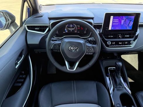 Used 2025 Toyota Corolla XSE FWD image 24