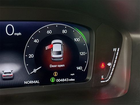 Certified 2025 Honda Civic Sport Touring image 14