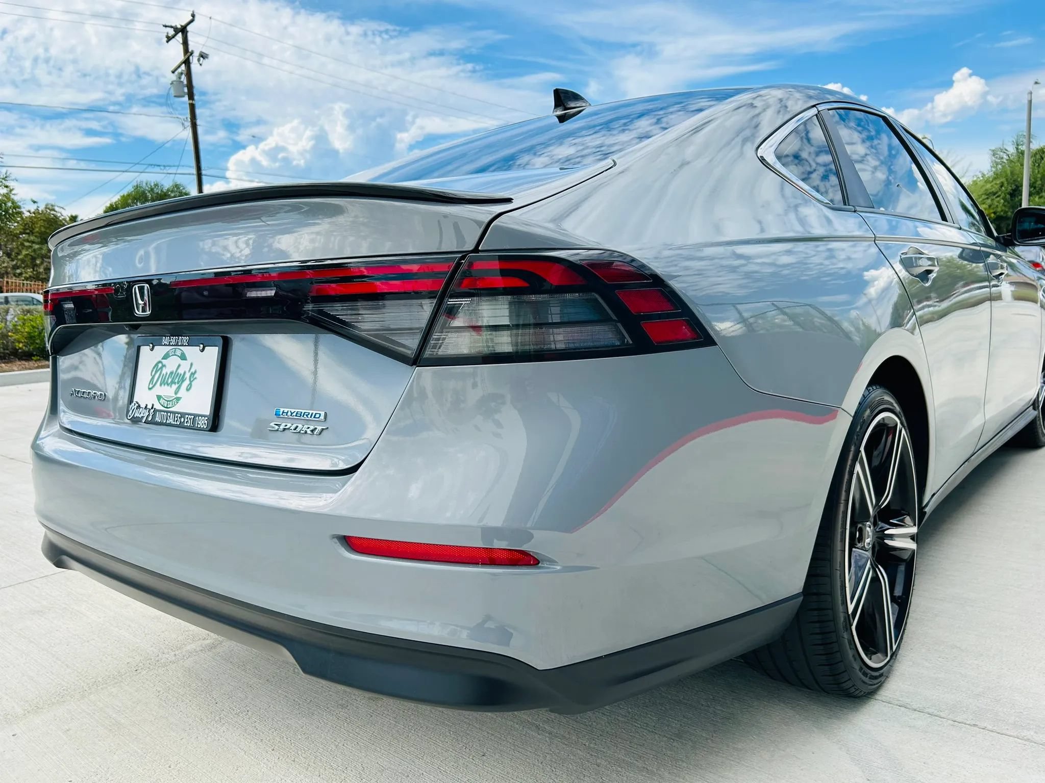 Used 2025 Honda Accord Sport image 9