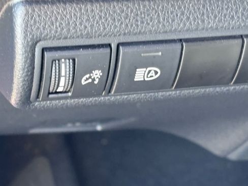 Used 2022 Toyota Corolla SE w/ Carpet Mat Package (TMS) FWD image 13
