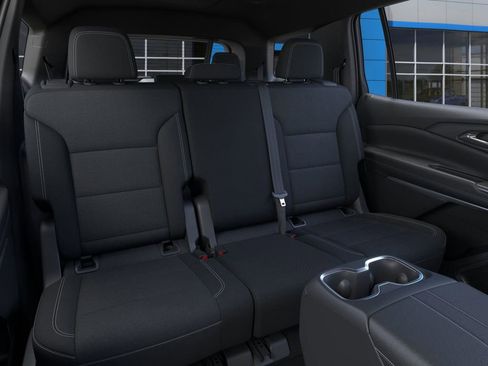 New 2025 Chevrolet Traverse LT w/ Driver Confidence Package image 17