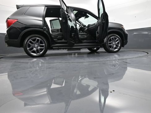 Used 2023 Honda Passport EX-L image 49