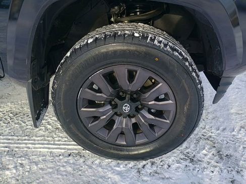 Used 2022 Toyota Tacoma Limited w/ Nightshade Package image 9