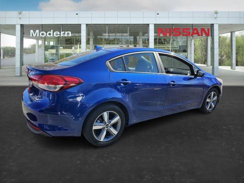 Used 2018 Kia Forte LX w/ LX Popular Package image 4