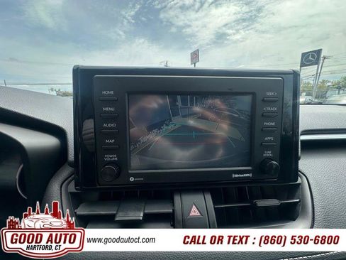 Used 2020 Toyota RAV4 XLE w/ Carpet Mat Package image 13