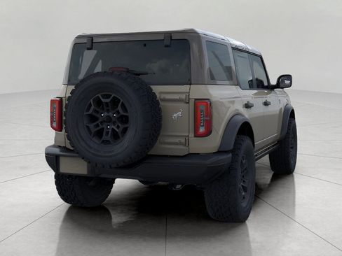 New 2026 Ford Bronco Badlands image 8