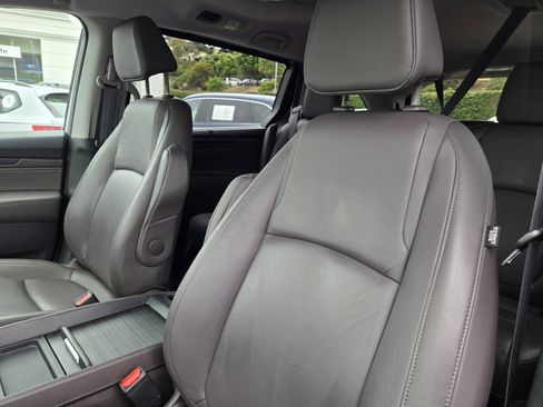 Used 2019 Honda Odyssey Touring image 18