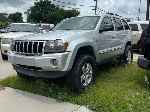 Used 2005 Jeep Grand Cherokee Limited AWD/4WD image 3