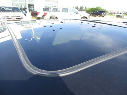 Used 2011 Dodge Charger R/T RWD image 7
