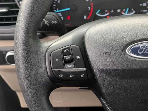 Used 2022 Ford Escape SE image 17