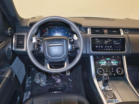 Used 2020 Land Rover Range Rover Sport HST image 30