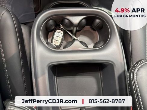 New 2026 Chrysler Pacifica Select w/ S Appearance Package AWD/4WD image 16