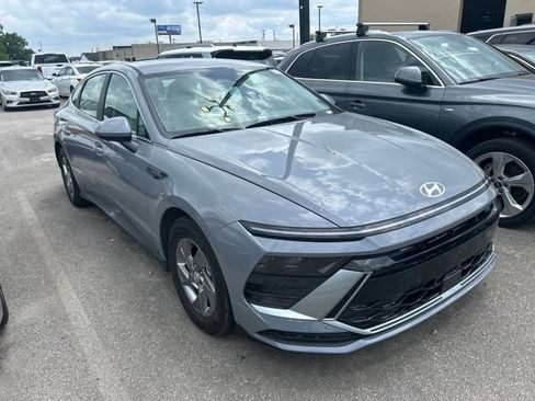 Used 2026 Hyundai Sonata SE FWD image 5