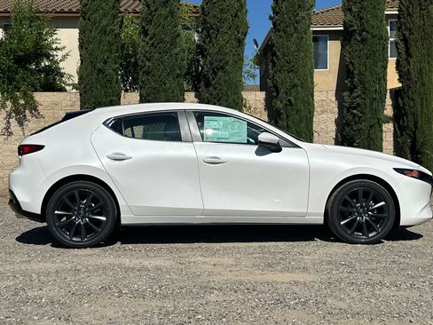 New 2026 MAZDA MAZDA3 s FWD image 3