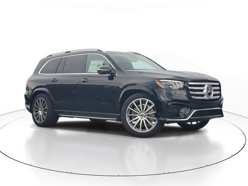 New 2026 Mercedes-Benz GLS 580 4MATIC image 1