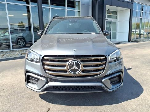 New 2026 Mercedes-Benz GLS 450 4MATIC image 9