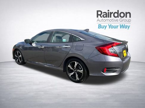 Used 2017 Honda Civic Touring image 5